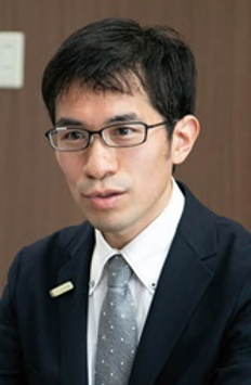 大平祐輔 氏